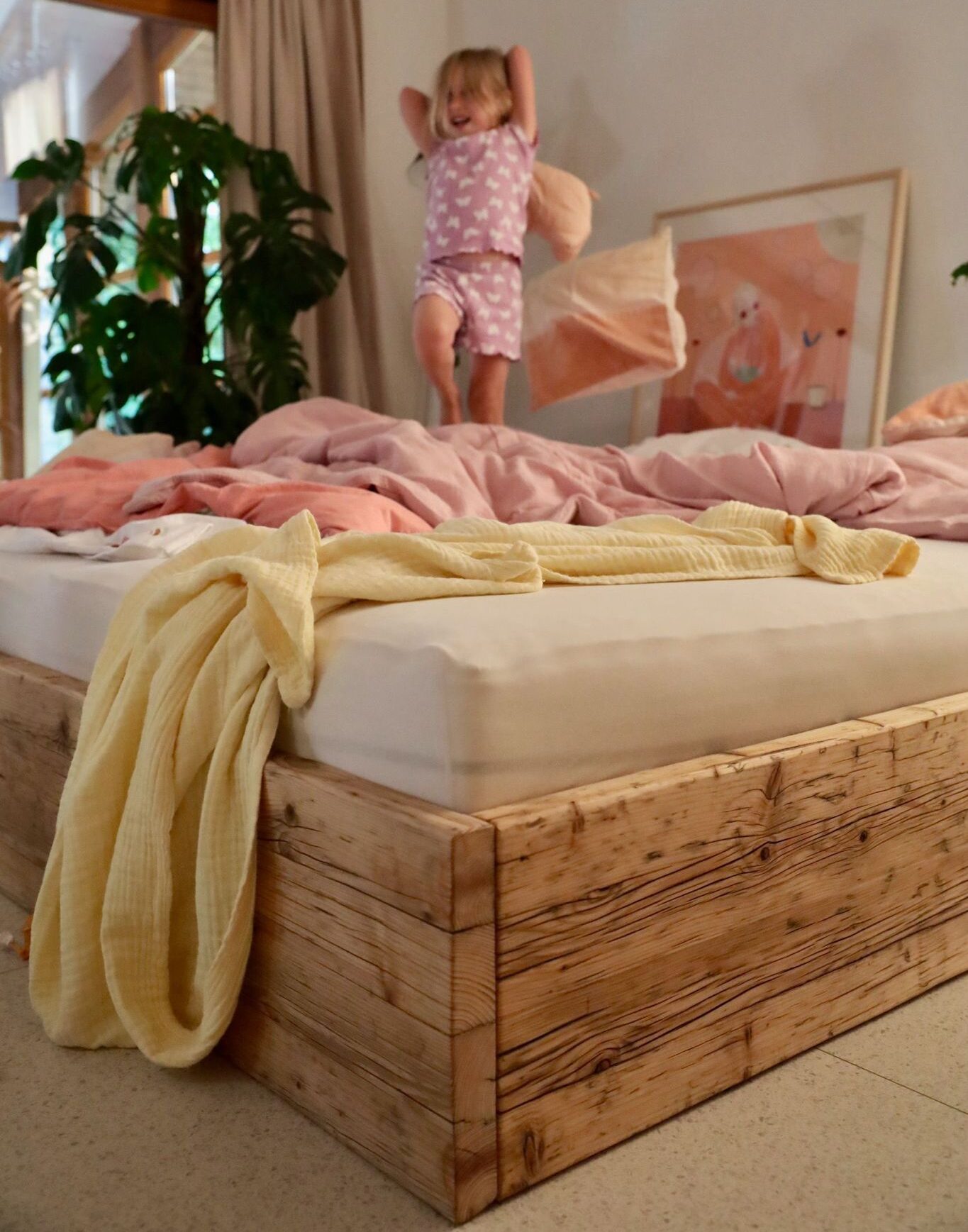 Bodenbett Maartje Holzart_Maartje7