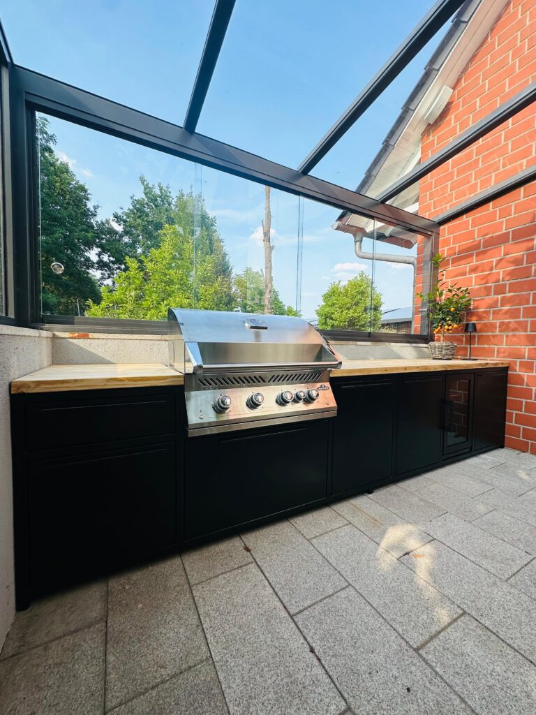 Holzart Outdoorkueche Lukas3 768x1024