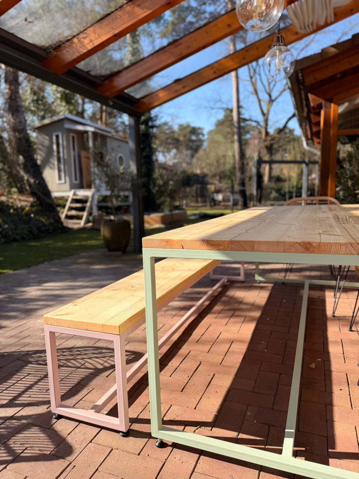Holzart_holzbank_Mhai